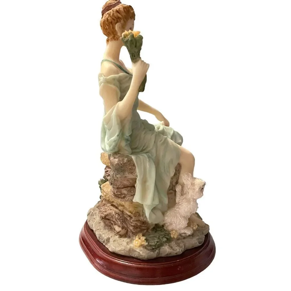 Unique Collection Porcelain Lady With Animals Figurine - Picture 4 of 6